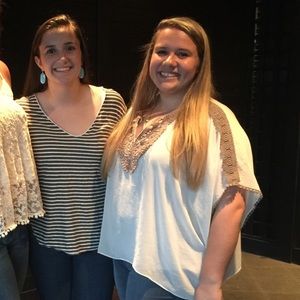 3/30🎉🎉Bar III Chiffon Poncho style Blouse